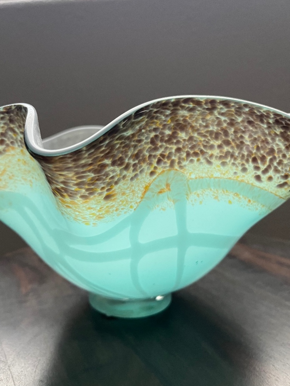 Glass Wavy Bowl Handkerchief Edge